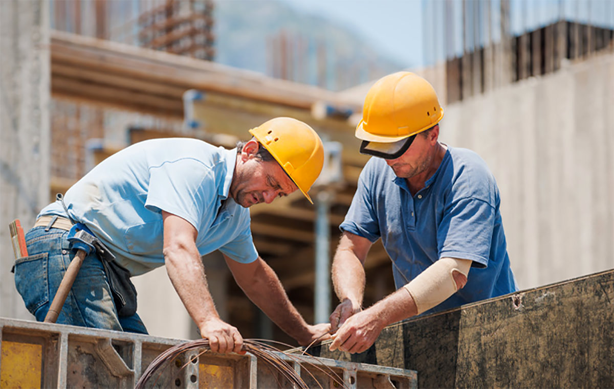 Coffreur bancheur sur chantier