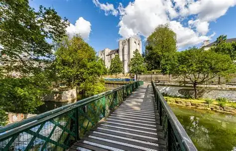 Cabinet de recrutement à Niort — Manuel Baranger, chasseur de tête Niortais
